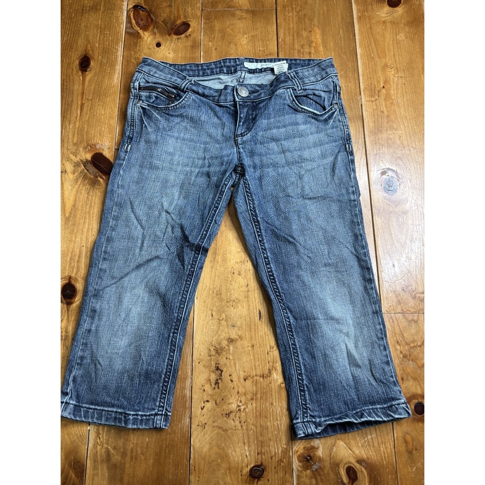 DKNY JEANS Boys Size 7 Blue Denim Cropped Jeans Capri Distressed Light Wash
